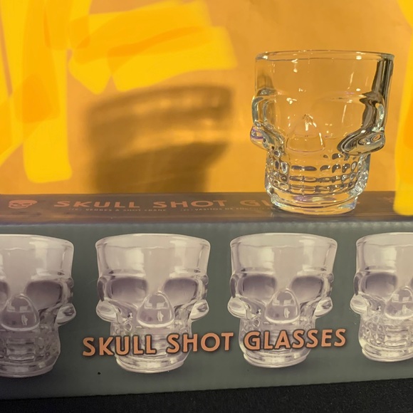 4 Thick Glass Skull SHOT Glasses Or Great If You Like Skulls?? - Picture 2 of 2